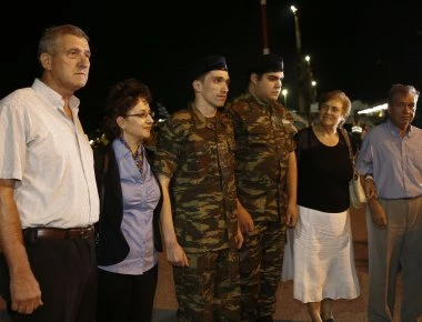 Oι 2 Έλληνες στρατιωτικοί περιγράφουν πως αιχμαλωτίστηκαν από τους Τούρκους στις Καστανιές (βίντεο)